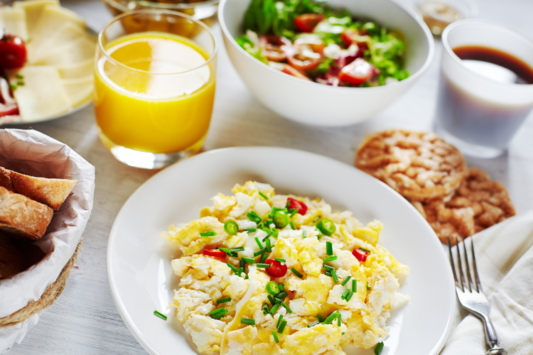 How to Transition From Diet Mentality to Sustainable Eating Habits